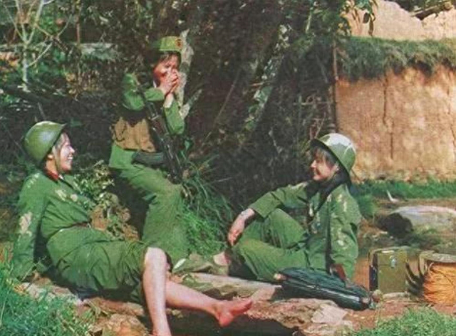 对越反击战中，越军砍掉被俘女兵四肢做“海豹人”，这是真的吗？