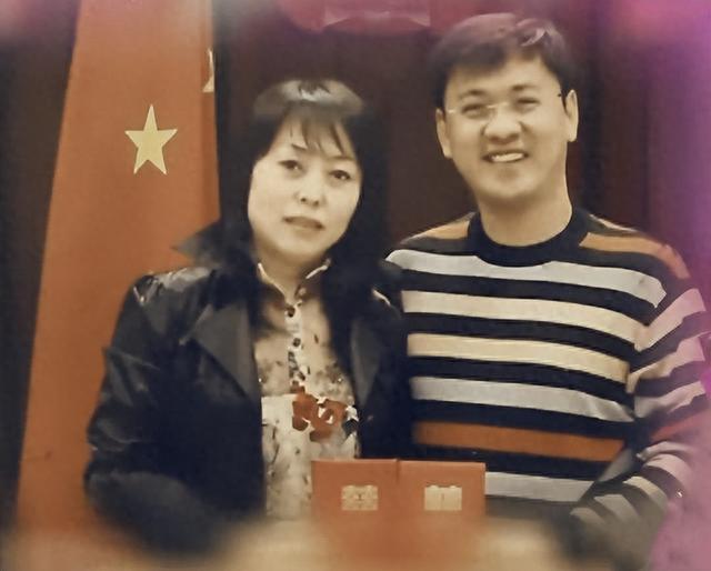 我，75后内蒙人，被大19岁北京女老板倒追，她50岁为我生下三胞胎