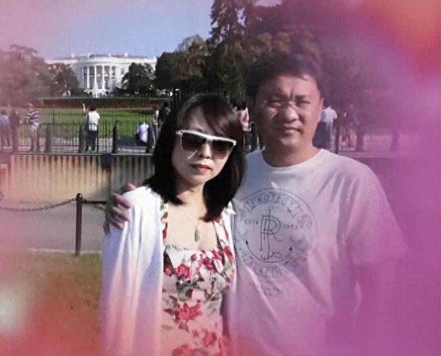 我，75后内蒙人，被大19岁北京女老板倒追，她50岁为我生下三胞胎