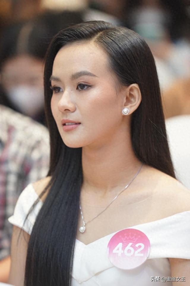 6名18岁的越南小姐选手介绍