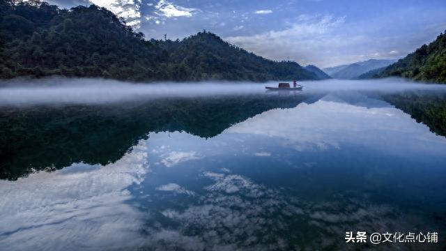苏轼游览西湖，邂逅一位绝世佳人，写下一首千古绝唱，沉醉千年