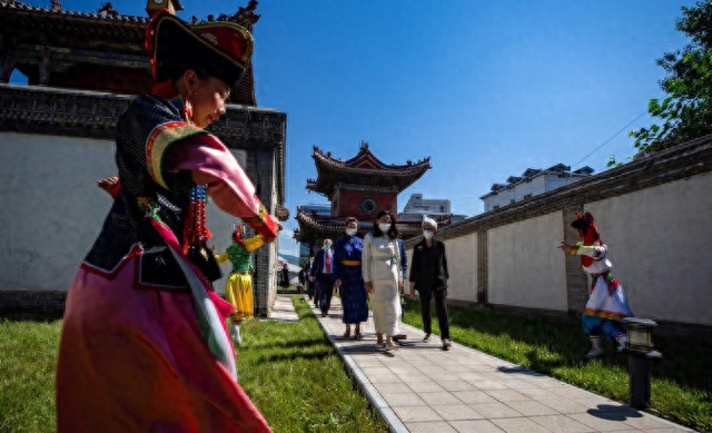 巴特策策格：蒙古国女外长，曾捐助中国3万头羊