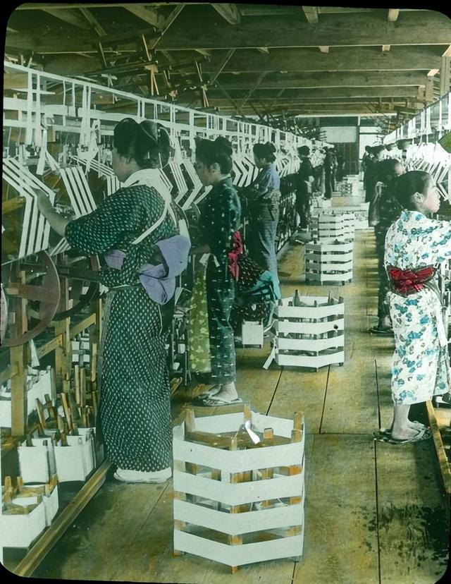 日本生丝生产成为世界第一的那一年
