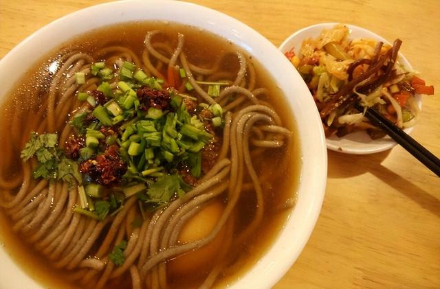 陕西省独有的十大美食，外地一般吃不到，看看你吃过几种？