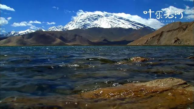 新疆叶尔羌河的水源主要来自于喀拉昆仑山的冰川