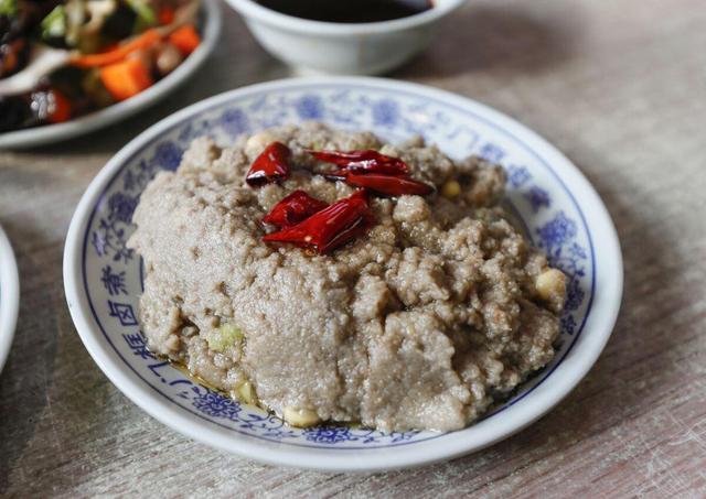 “外地人吃不下”的6种北京小吃，豆汁卤煮榜上有名，看看都有啥