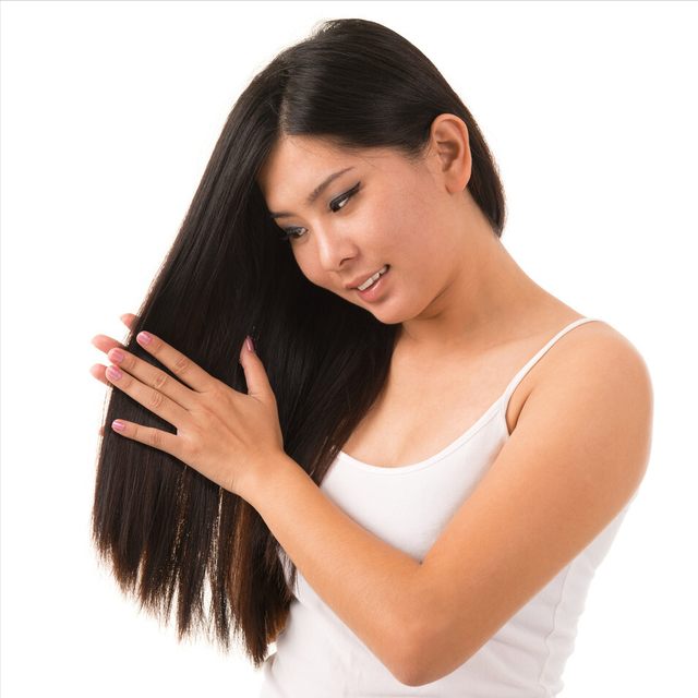 头发干燥用“发膜”还是“护发素”？两种都可以，但千万别用错了
