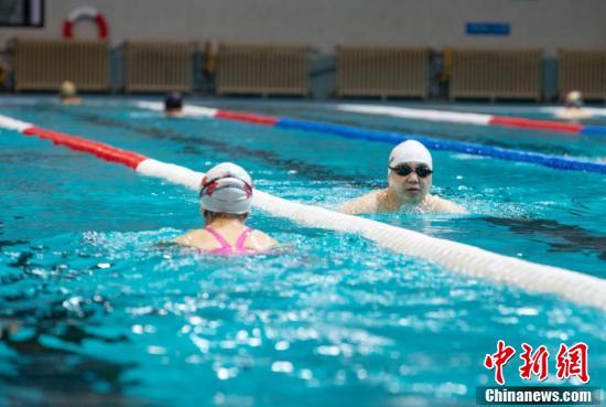 武汉英东游泳馆恢复开放试运行