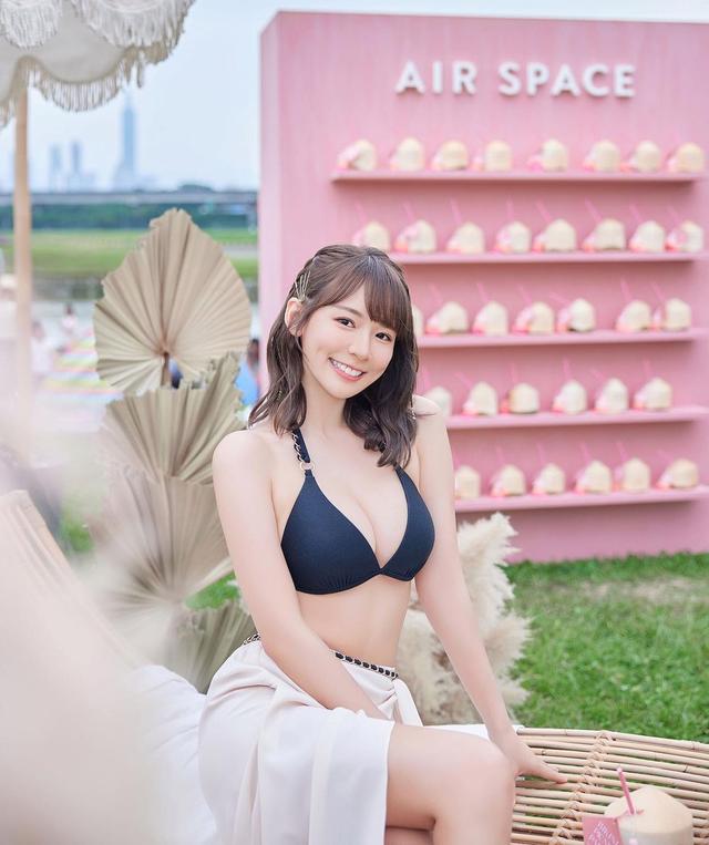 台湾女神穿性感比基尼大晒完美身材(多图),网友直呼:上瘾