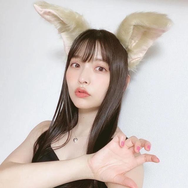奶系美女上坂堇!拥有火辣身材的特利迦