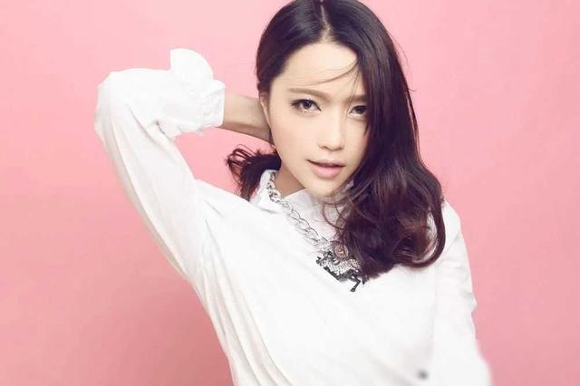 广东盛产美女!来自广东的20位女星,个个如花似玉,性感迷人