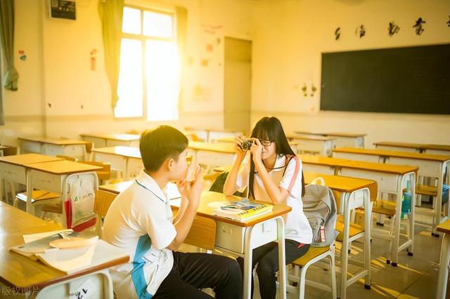 美女空姐自述情感故事:阅男无数,恋爱经历丰富