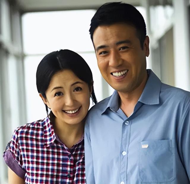 “未婚”产子的6位女星,生父成谜、不惧流言,最大55岁最小35岁