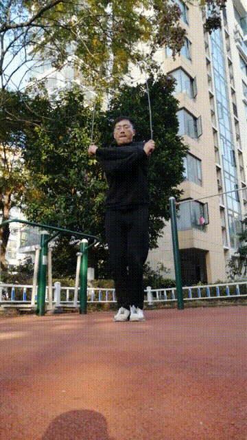 真实励志故事:170斤的大基数女胖子变身女神,她是怎么做到的