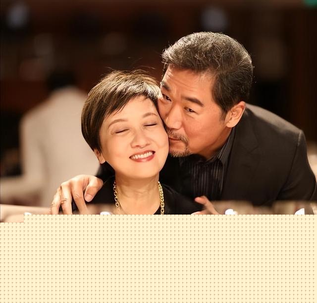 万万没想到，67岁“丁克”了28年的的邓婕，最终成为了人生赢家
