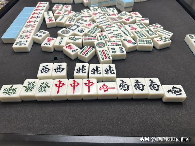 东南大学的绝色校花:工科才女、音乐达人、麻将高手