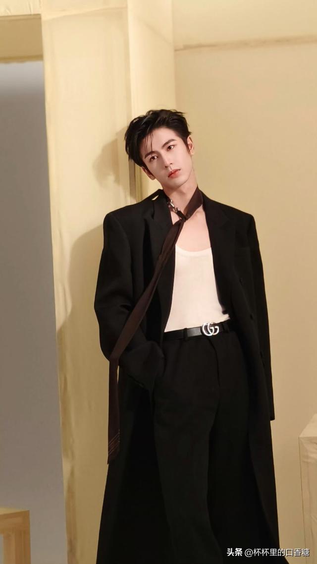 身高超过186男星! 胡一天、张凌赫报低? 林一、刘宇宁都是长腿