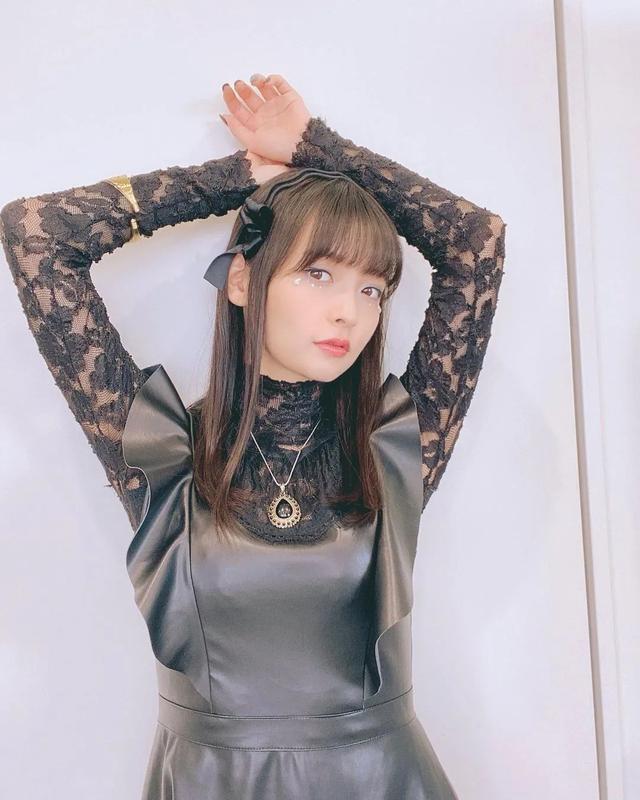 奶系美女上坂堇!拥有火辣身材的特利迦