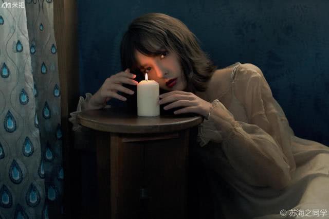 人像写真:火车上的短发少女,清纯可爱