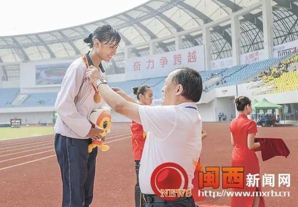 跑步女神李美珍:李芷萱的小师妹,全马PB237,颜值实力俱全