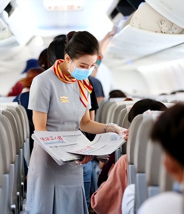 乘坐飞机时还有“隐藏服务”?只要肯开口,空姐一般都能为你提供