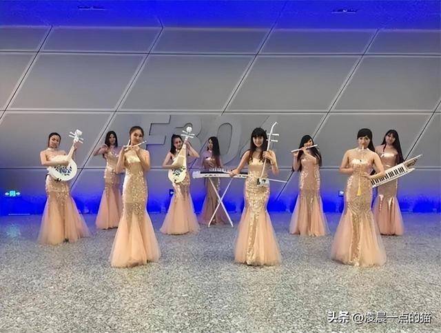 女子十二乐坊曾风靡一时,21年后远赴日本追梦,现状太令人唏嘘!