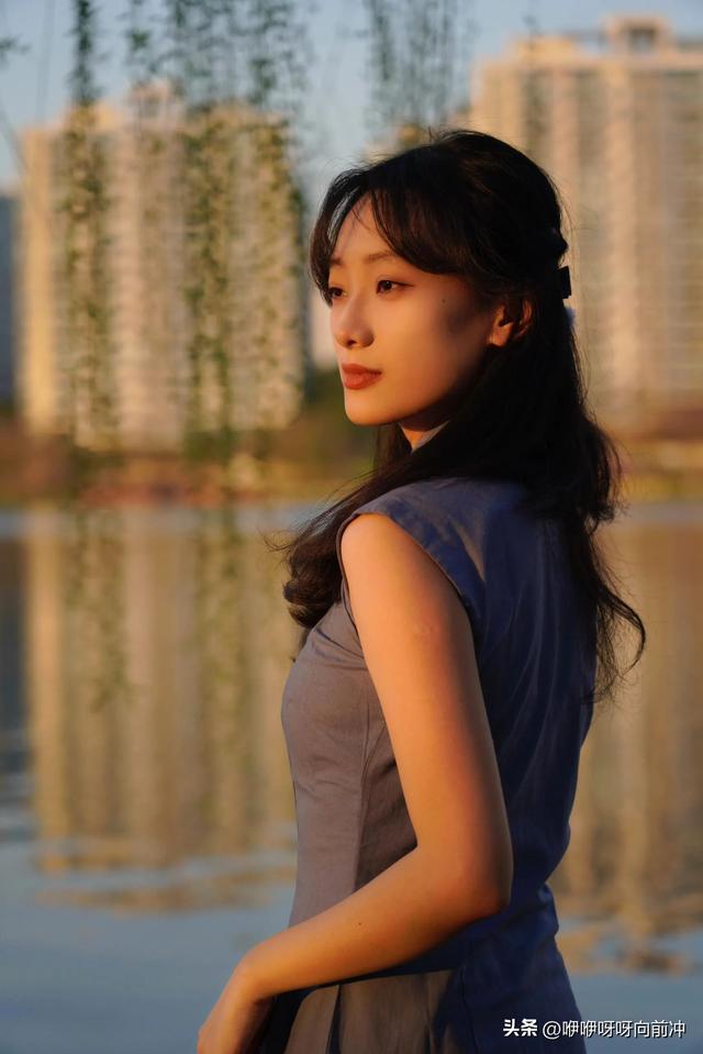 东南大学的绝色校花:工科才女、音乐达人、麻将高手