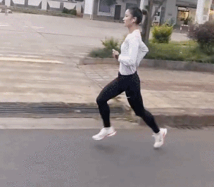 跑步女神李美珍:李芷萱的小师妹,全马PB237,颜值实力俱全
