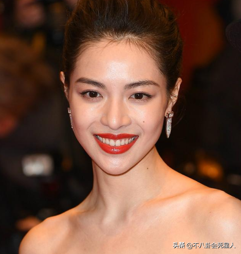 5位长相土气的女星,大刀阔斧下狠手,一步步将自己变成大美女
