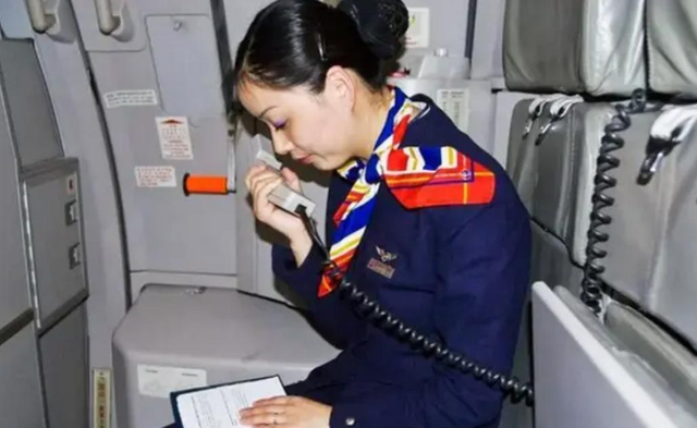 乘坐飞机时还有“隐藏服务”?只要肯开口,空姐一般都能为你提供