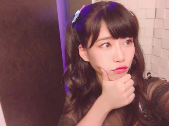 丰满车灯夺人眼球!日本正妹偶像 奥津マリリ 美照赏