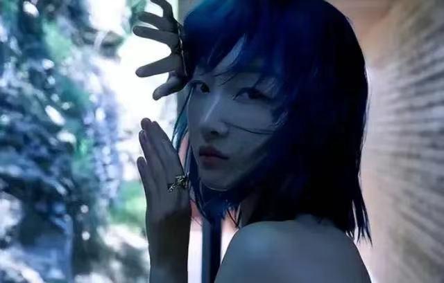 周冬雨脱了!上半身全裸“手也不遮”,破尺度大片引热议