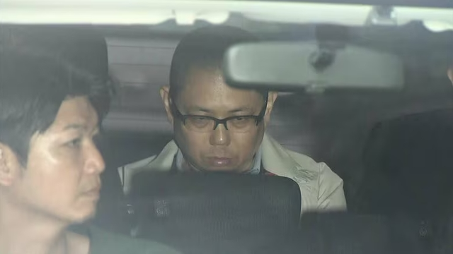 16岁日本女高中生为追星沦为站街女,月入70万全献给地下男偶像!