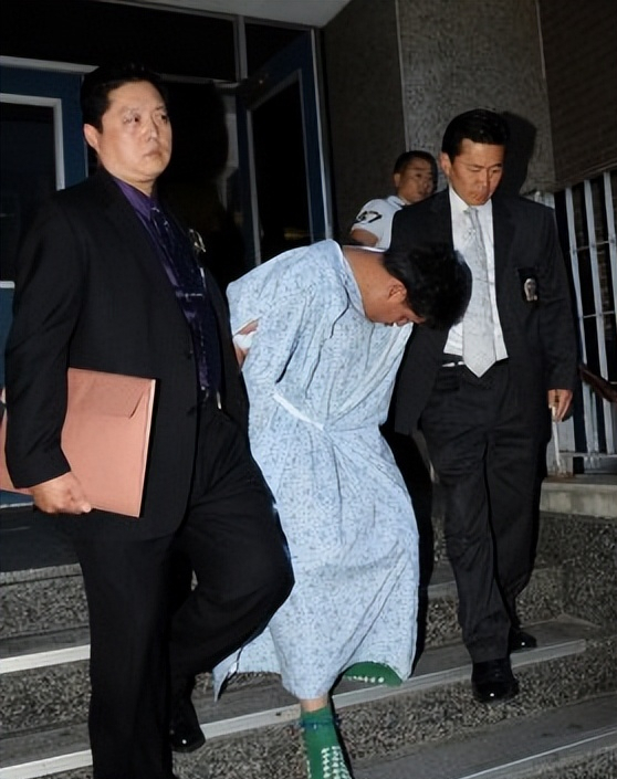 2010年,中国美女留学生在美国街头被侵犯致死,路人无一伸出援手