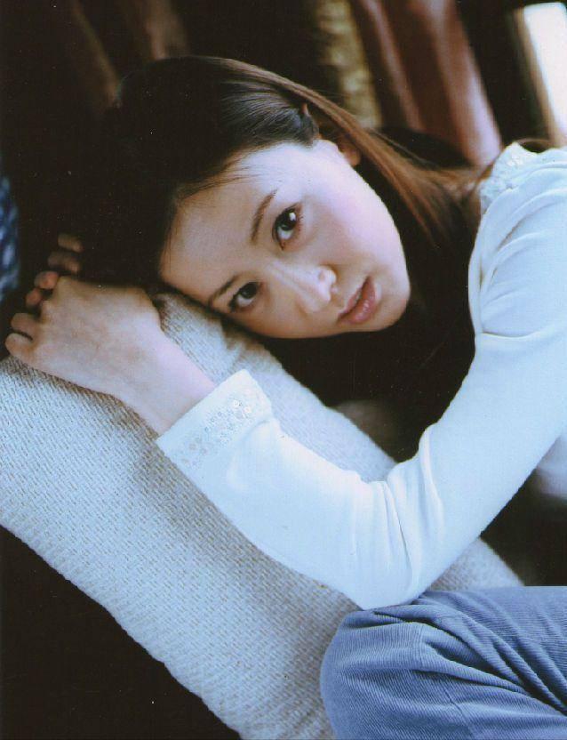 中国初代裸模汤加丽:被父亲嫌弃,和丈夫离婚,今48岁成单亲妈妈