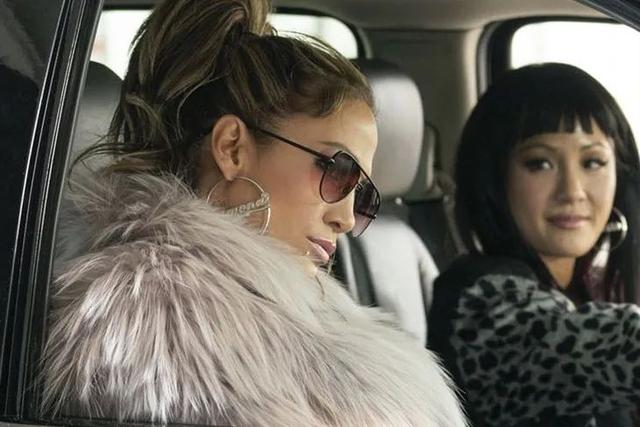 Jennifer Lopez 全裸拍新歌封面,这身材51岁?