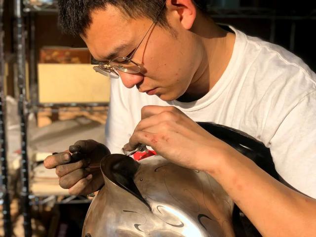 痴迷漆艺,这位东北90后继承了日本百年漆行