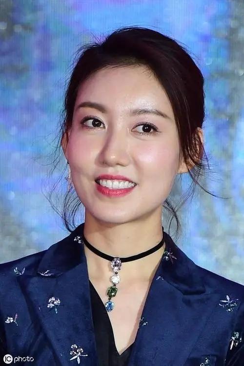 长着一张“长脸”也好看的5位女星,个个仙气飘飘,你最喜欢谁?