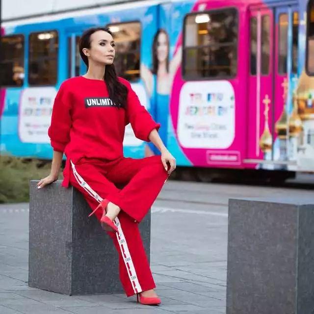乌克兰美女的斜杠人生:铁路工程师变网红,力推中国品牌