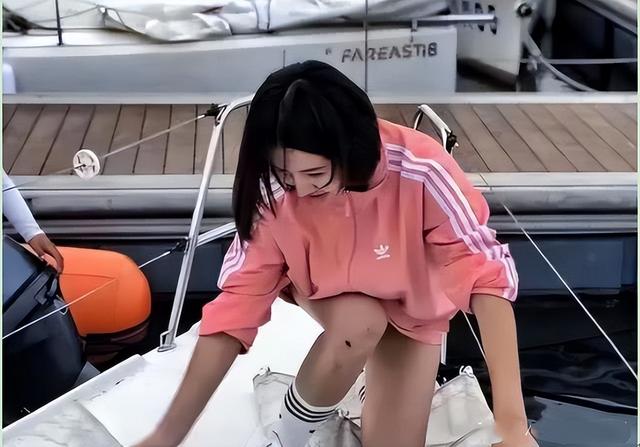 花费上千万,挑战极限运动,24岁翼装飞行女神魂断天门山,值得吗