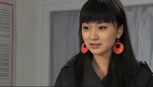 《乡村爱情》中身材最好的女人,脸长腿更长,性格优柔寡断