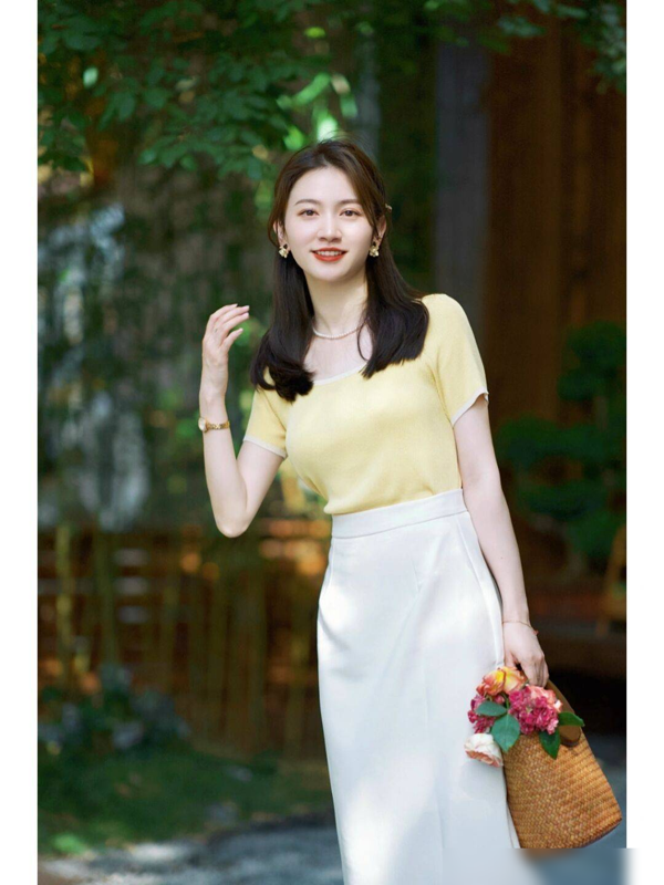 有“御姐范”的女人就是打扮,4套穿搭让你从普通到惊艳,超好看