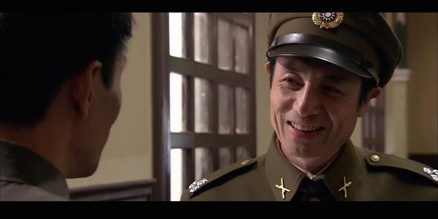 《黎明之前》马蔚然贵为处长,美女护士长在怀,为何他突然叛逃