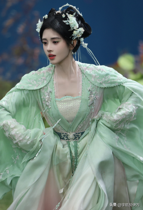 明明长得风情万种,却演土掉渣的“丑女”,这5位女星谁更辣眼睛