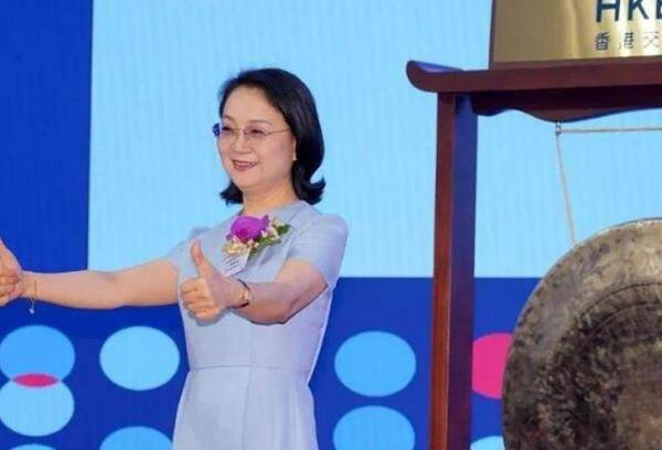 女神节致敬新时代的“半边天”十大巾帼企业慈善家谱写“她力量”魅力|女神节她系列
