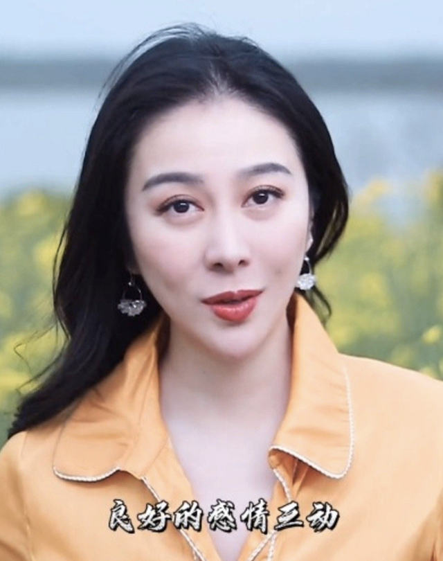 叶璇“变脸”?6位港风女神容颜大改:有的圆脸变尖脸,有的脸僵