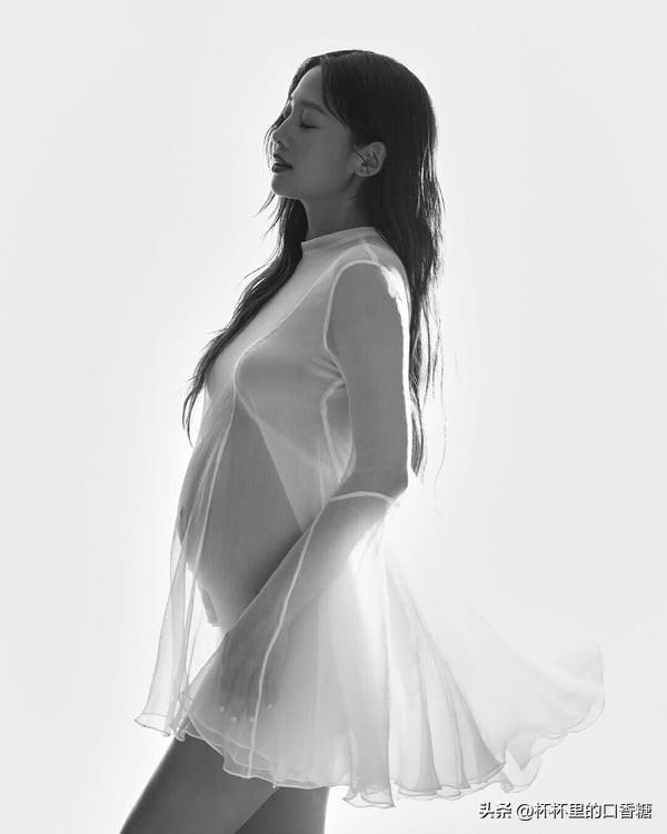 鬼鬼未婚生女首露肚皮近照曝光! 羞认上围激增,却曝这点很困扰?