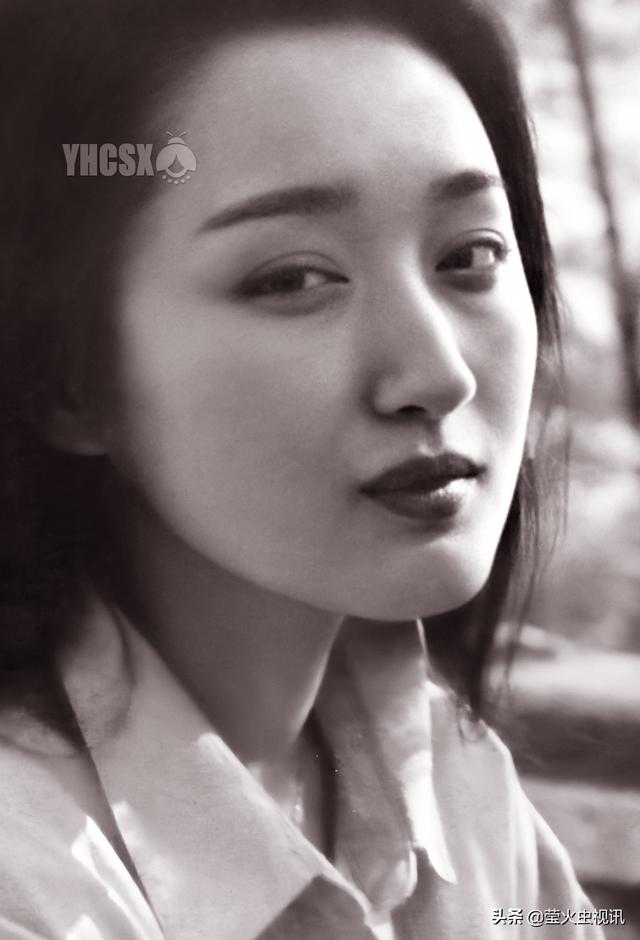 20年前的杨钰莹真如传说那么美吗?一组黑白老照片,给你答案