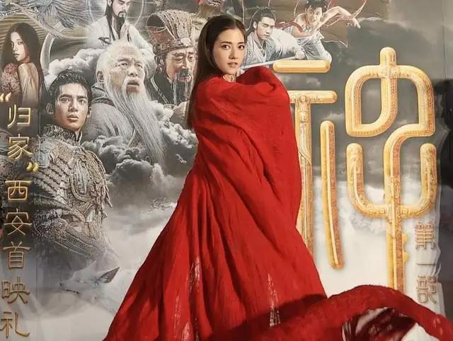 《封神》苏妲己断崖式衰老?混血美女娜然昔日性感妖艳