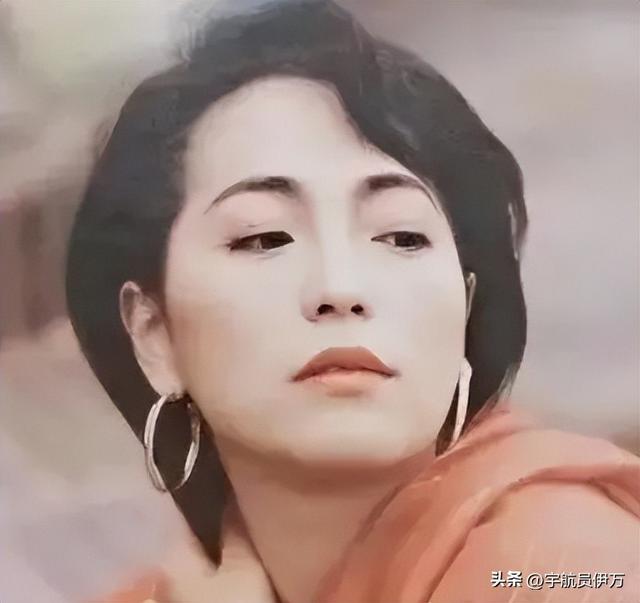 明明长得风情万种,却演土掉渣的“丑女”,这5位女星谁更辣眼睛